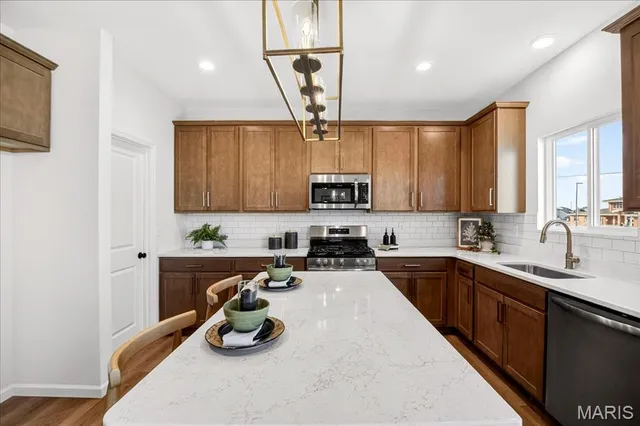 $539,900 | 3291 River Breeze Court, St. Charles, MO 63301