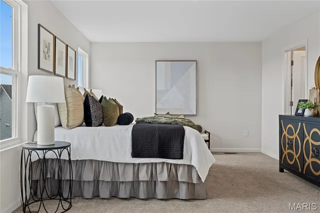 $557,068 | 3291 River Breeze Court, St. Charles, MO 63301