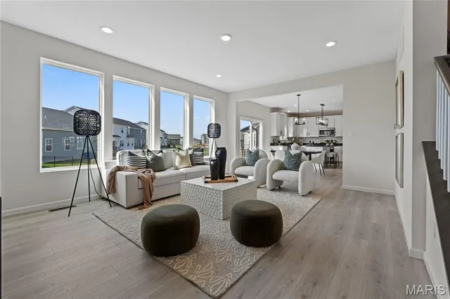 $557,068 | 3291 River Breeze Court, St. Charles, MO 63301