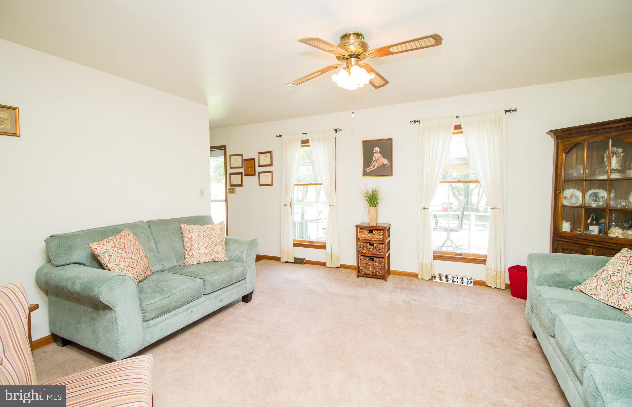 116 Union Church Road Elkton, MD 21921 - Photo 6 of 22 Living Room