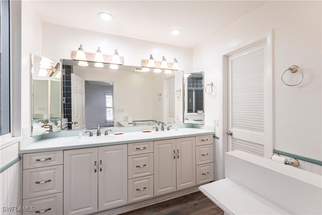 4741-4743 Pine Island Road Matlacha, FL 33993 - Photo 15 of 50 Gallery Image 15