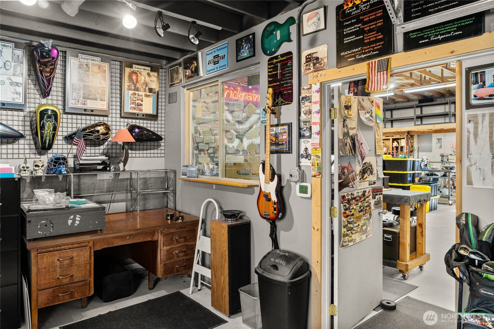 3765 Lovell Road Wenatchee, WA 98801 - Photo 25 of 40 a view of walk in closet with clothes and shoes