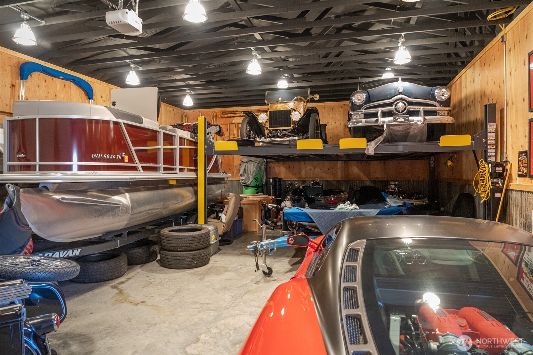 3765 Lovell Road Wenatchee, WA 98801 - Photo 31 of 40 a view of a room with gym equipment