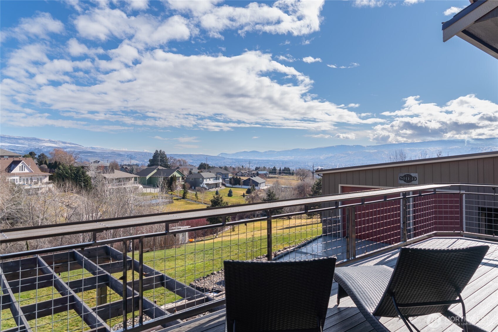 3765 Lovell Road Wenatchee, WA 98801 - Photo 35 of 40 a view of a chairs and table on the terrace