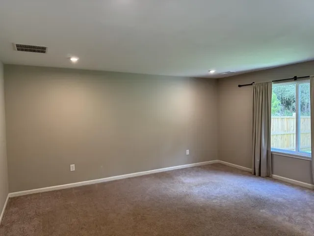 $2,100 | 218 Port Way, Braselton, GA 30517