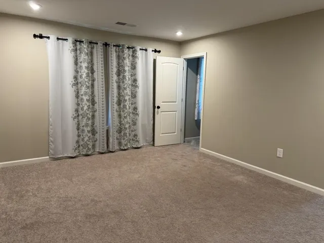 $2,100 | 218 Port Way, Braselton, GA 30517