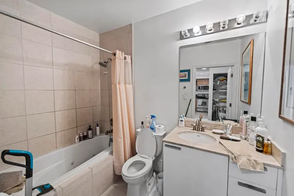 $259,900 | 140 South Dixie Highway, Unit 1022, Hollywood, FL 33020
