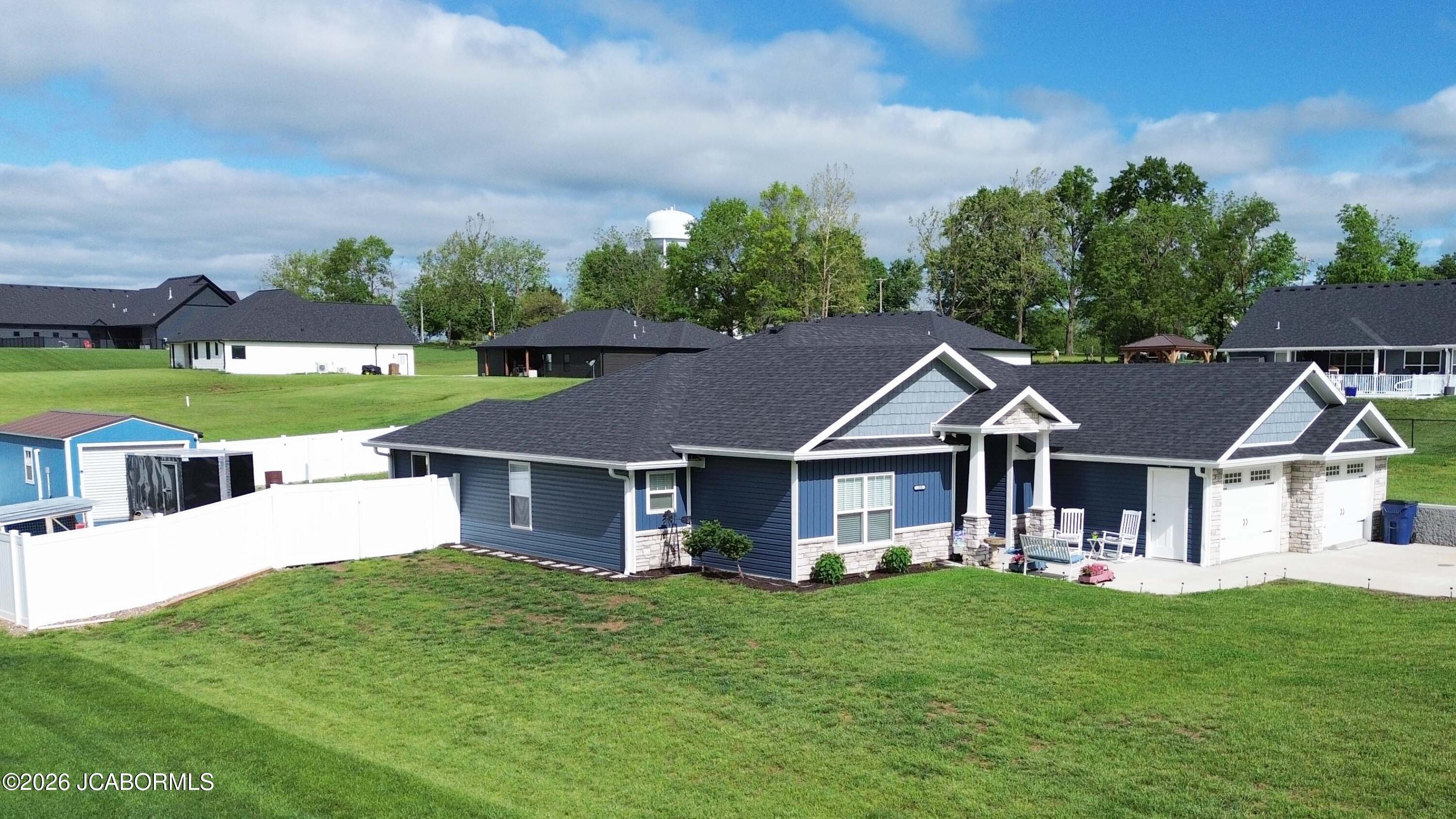 215 Carel Road Jefferson City, MO 65109 - Photo 32 of 48
