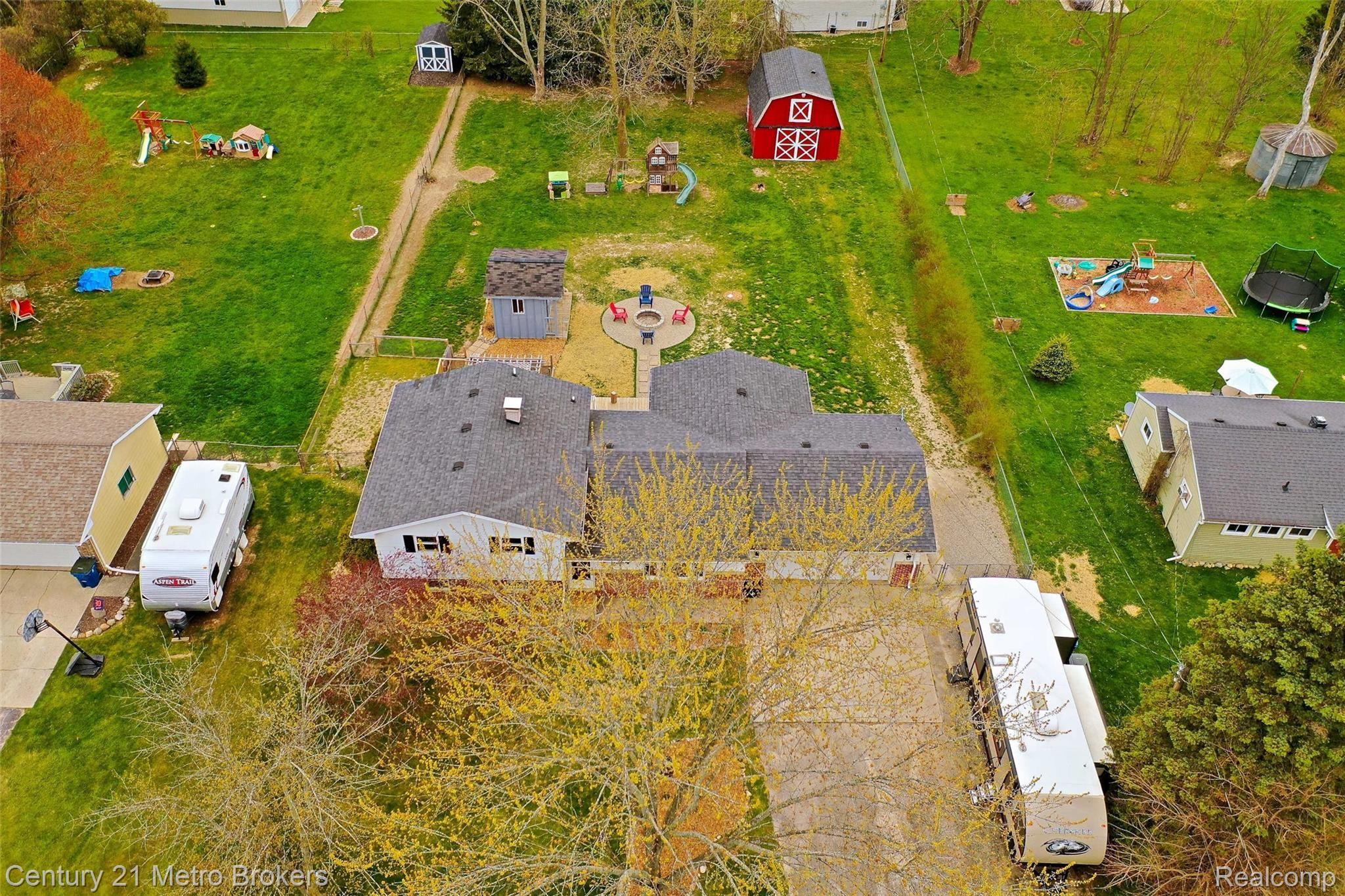8384 Fenton Road Grand Blanc, MI 48439 - Photo 46 of 48 8384-Fenton-Rd-38 Outside.jpg