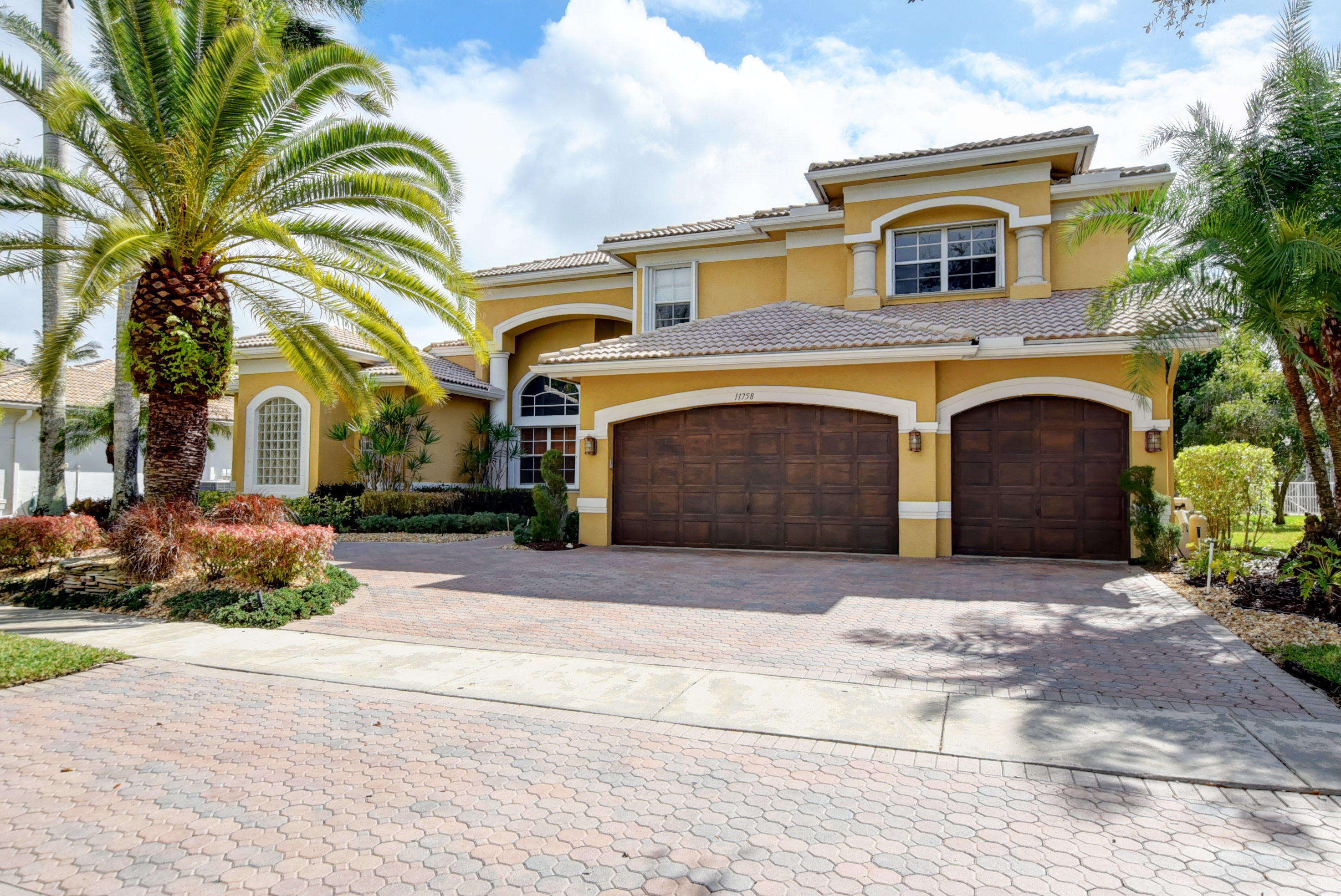 11758 Watercrest Lane Boca Raton, FL 33498 - Photo 3 of 73 EBF_4393And4more