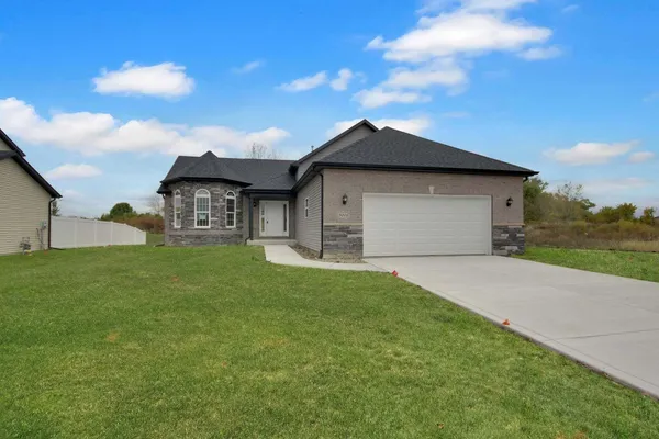 $453,500 | 3008 West 82nd Place, Merrillville, IN 46410