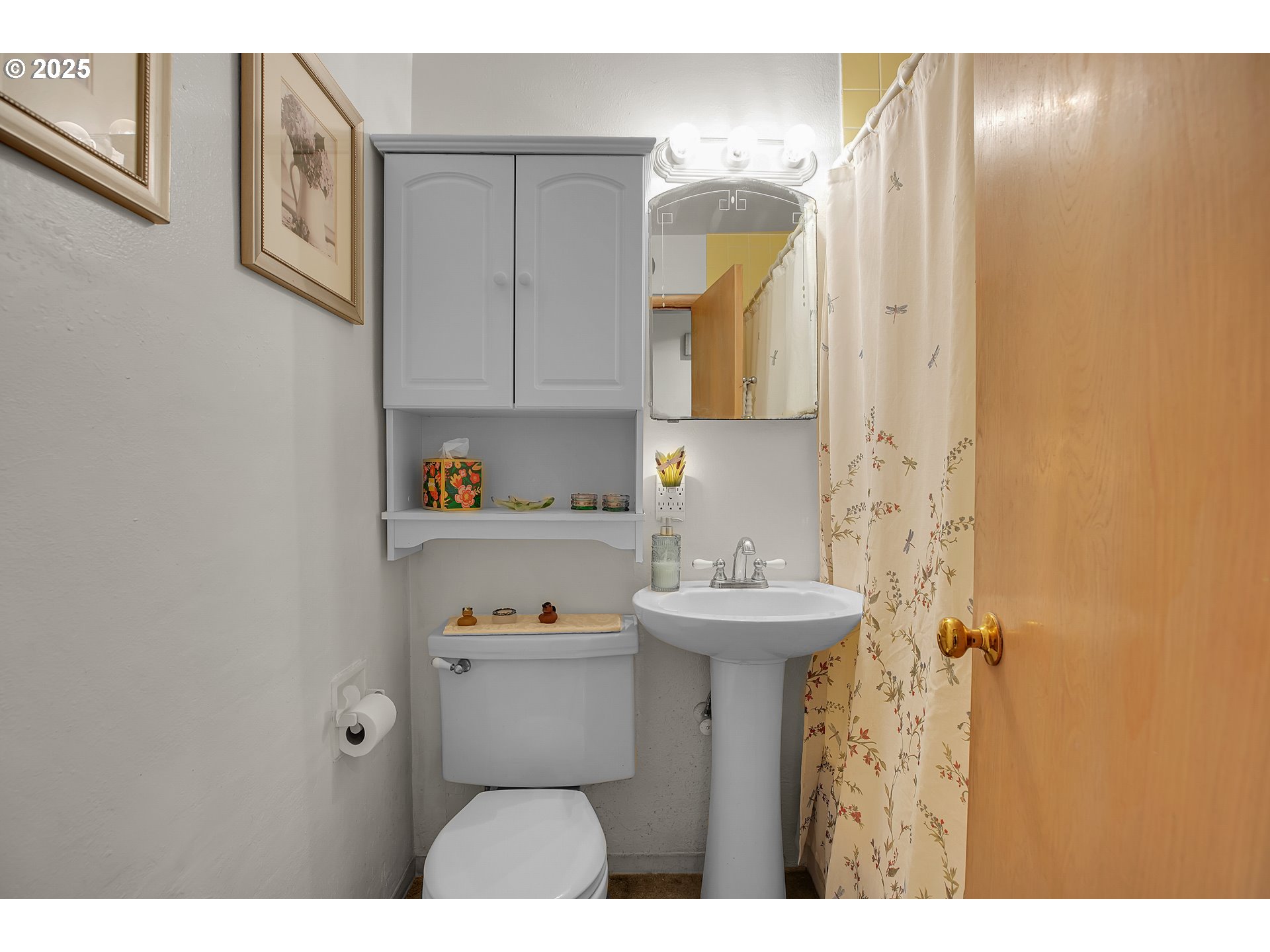 2743 15th Place Forest Grove, OR 97116 - Photo 17 of 45 Hallway