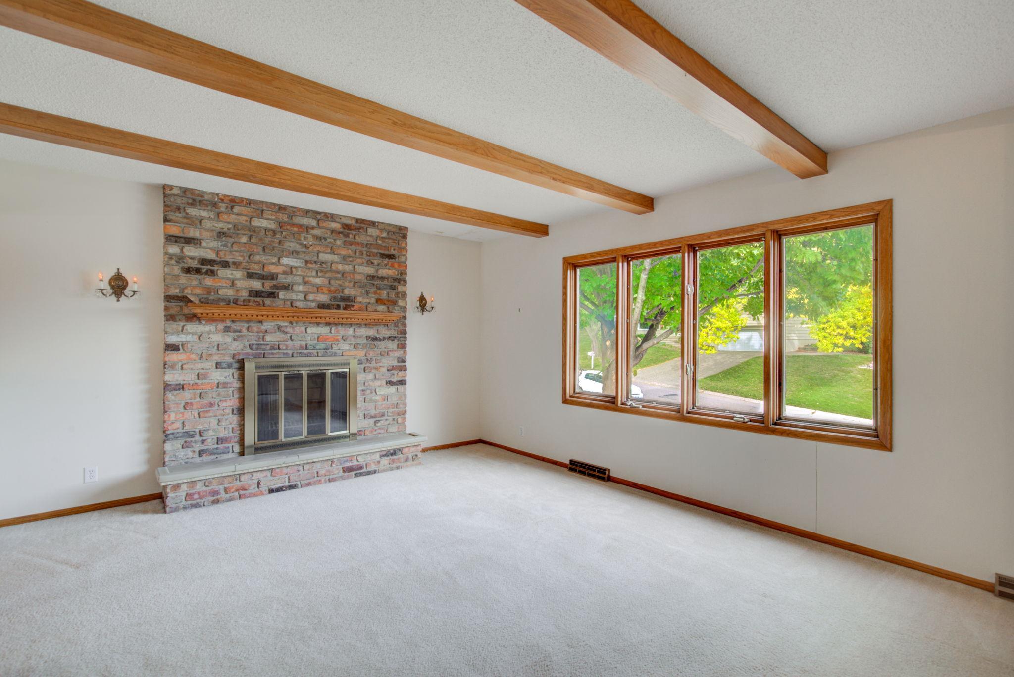 5612 Gate Park Road Edina, MN 55436 - Photo 3 of 25