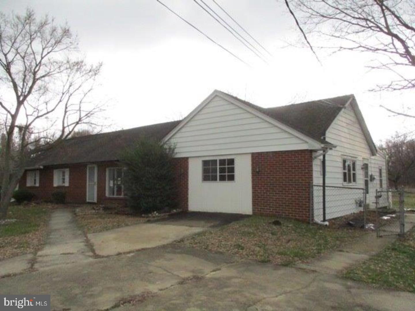 356 Warwick Road Deptford, NJ 08096 - Photo 2 of 16 Exterior Side