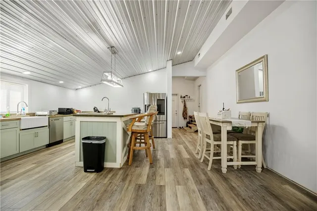 $316,900 | 204 West Charles Street, Jamesport, MO 64648