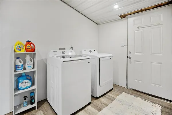 $316,900 | 204 West Charles Street, Jamesport, MO 64648