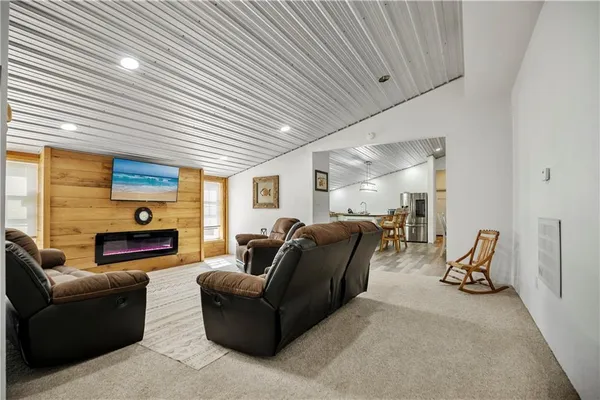 $316,900 | 204 West Charles Street, Jamesport, MO 64648