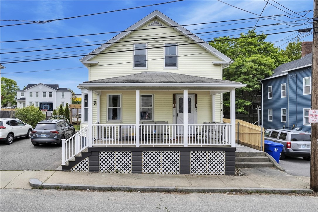 20 Barney Street Warren, RI 02885 - Photo 1 of 35