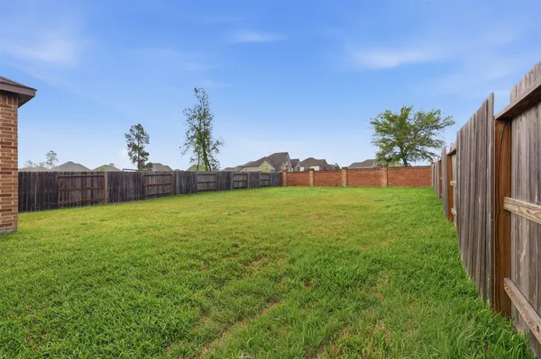 $3,400 | 11910 Bazley Knoll Drive, Humble, TX 77346