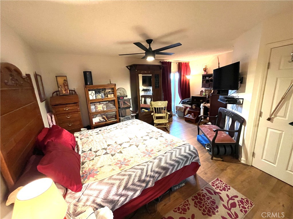 3721 Ketch Avenue, Unit A Oxnard, CA 93035 - Photo 21 of 32 Original Image