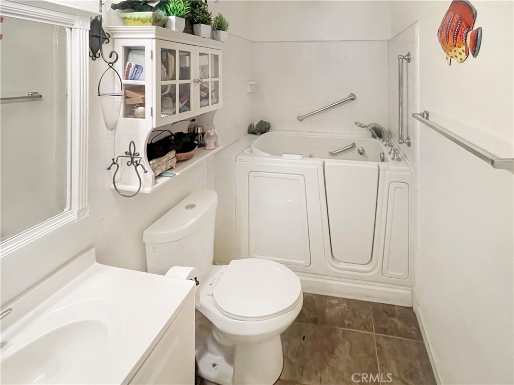 3721 Ketch Avenue, Unit A Oxnard, CA 93035 - Photo 22 of 32