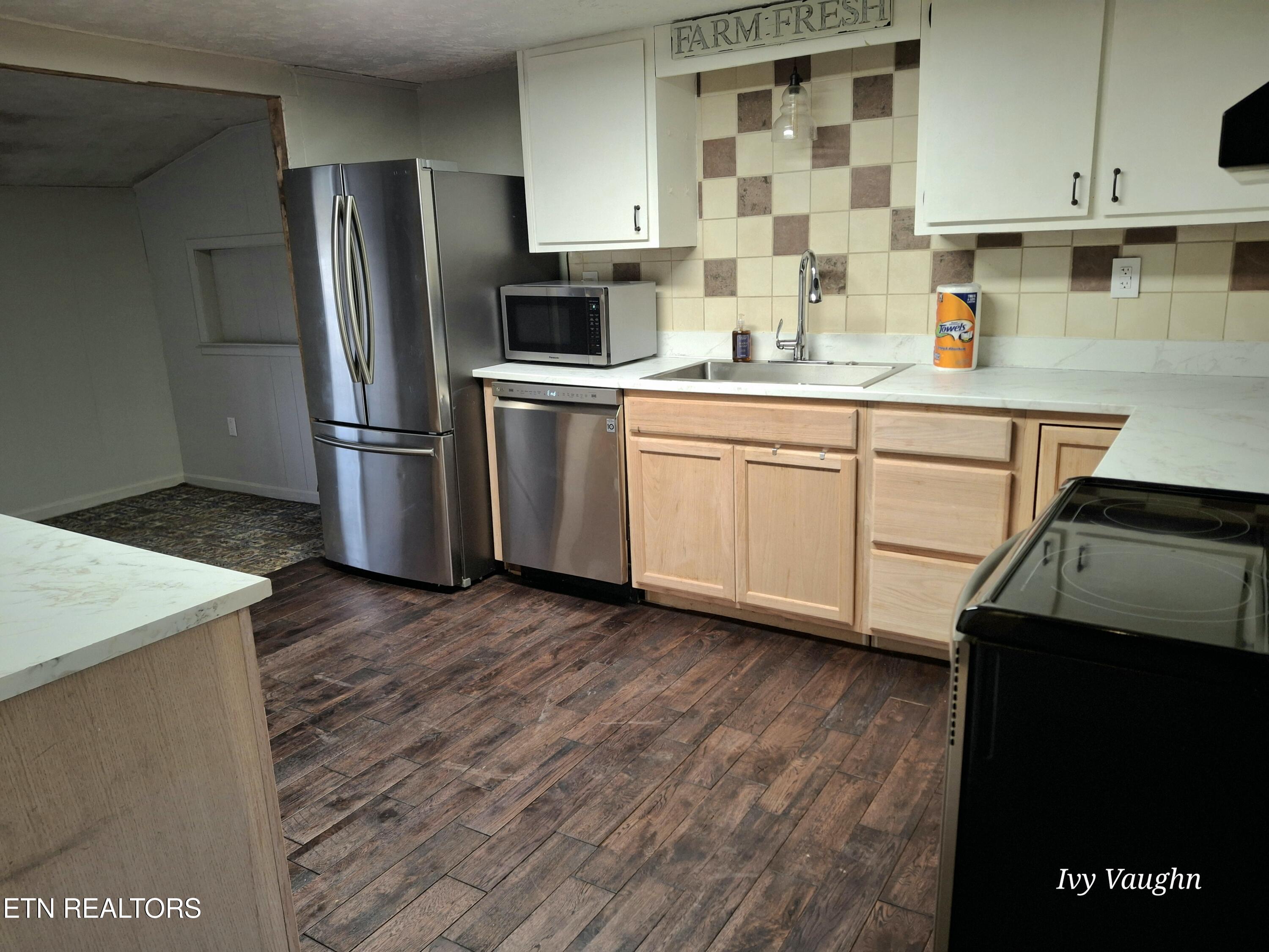 893 Brushy Valley Road Heiskell, TN 37754 - Photo 11 of 28 20251216_152219