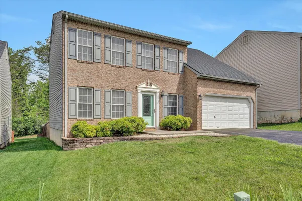 $369,900 | 6932 Linn Drive, Roanoke, VA 24019