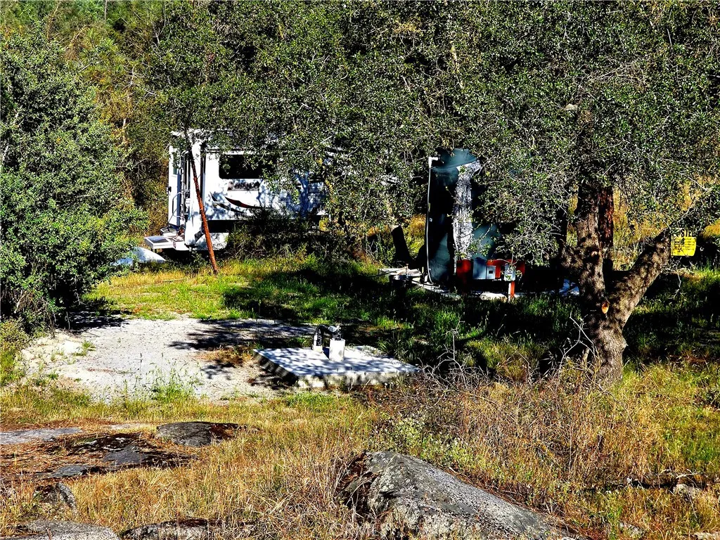 1 River Knolls Road Coarsegold, CA 93614 - Photo 7 of 14 a picture of city view