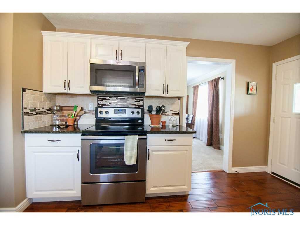 110 North Coy Road Oregon, OH 43616 - Photo 8 of 20 Gallery Image 8