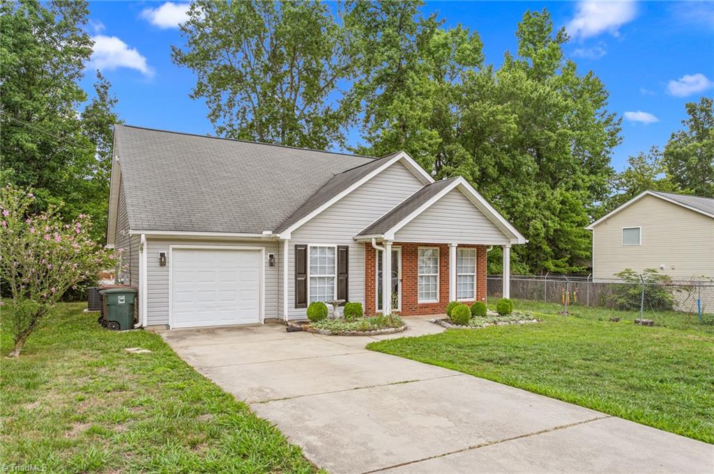 4714 Byers Road Greensboro, NC 27405 - Photo 2 of 29