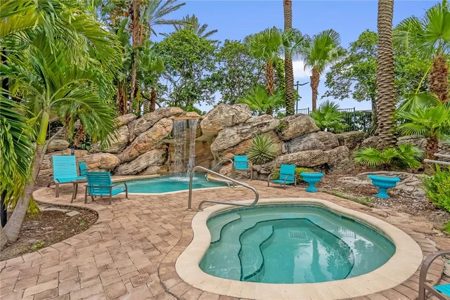 $185,000 | 7350 Westpointe Boulevard, Unit 215, Orlando, FL 32835