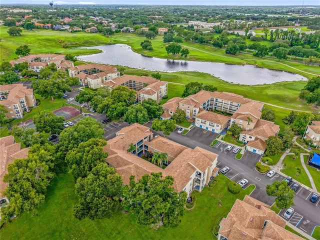 $185,000 | 7350 Westpointe Boulevard, Unit 215, Orlando, FL 32835