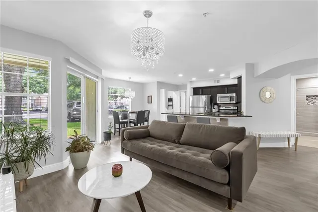 $185,000 | 7350 Westpointe Boulevard, Unit 215, Orlando, FL 32835