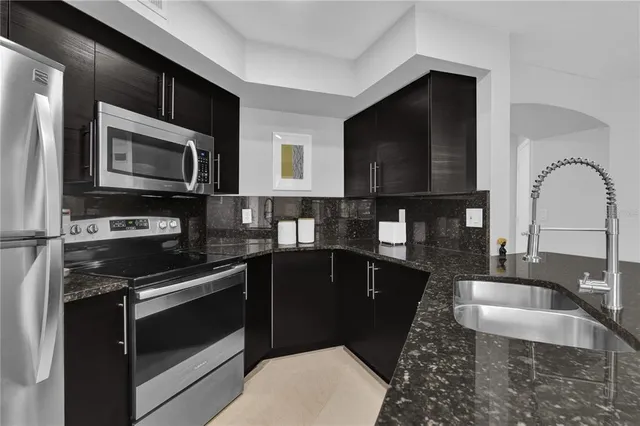 $185,000 | 7350 Westpointe Boulevard, Unit 215, Orlando, FL 32835