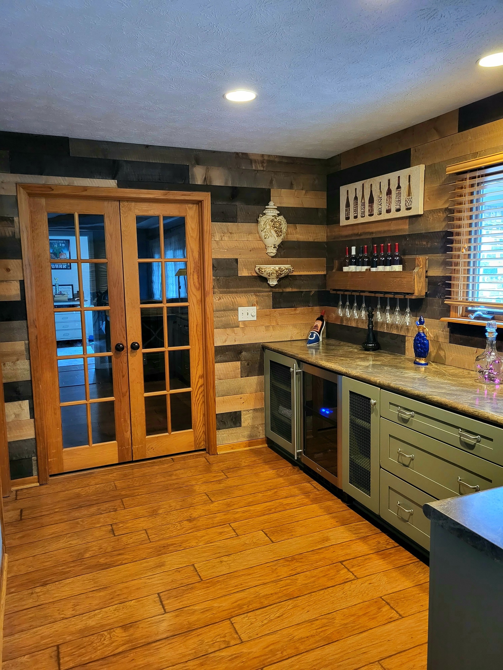 7130 Hickory Road Indianapolis, IN 46259 - Photo 29 of 43 Gallery Image 29