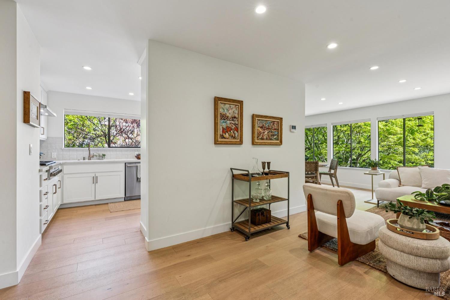 214 Spring Grove Avenue San Rafael, CA 94901 - Photo 12 of 62