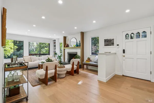 $1,948,000 | 214 Spring Grove Avenue, San Rafael, CA 94901