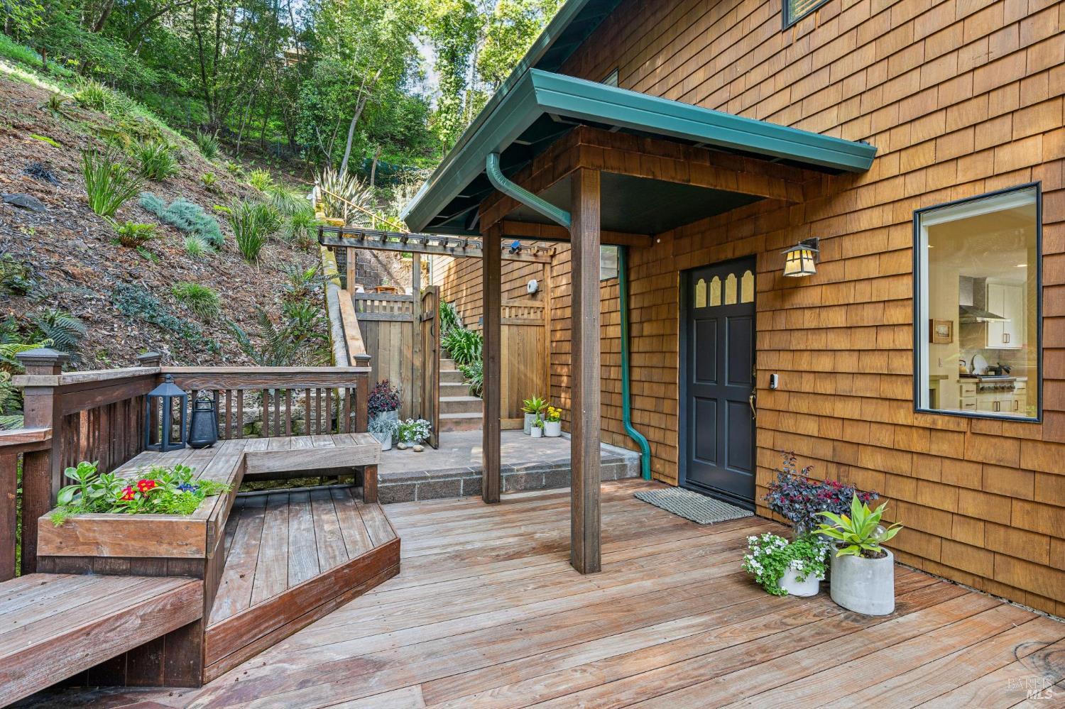 214 Spring Grove Avenue San Rafael, CA 94901 - Photo 9 of 62