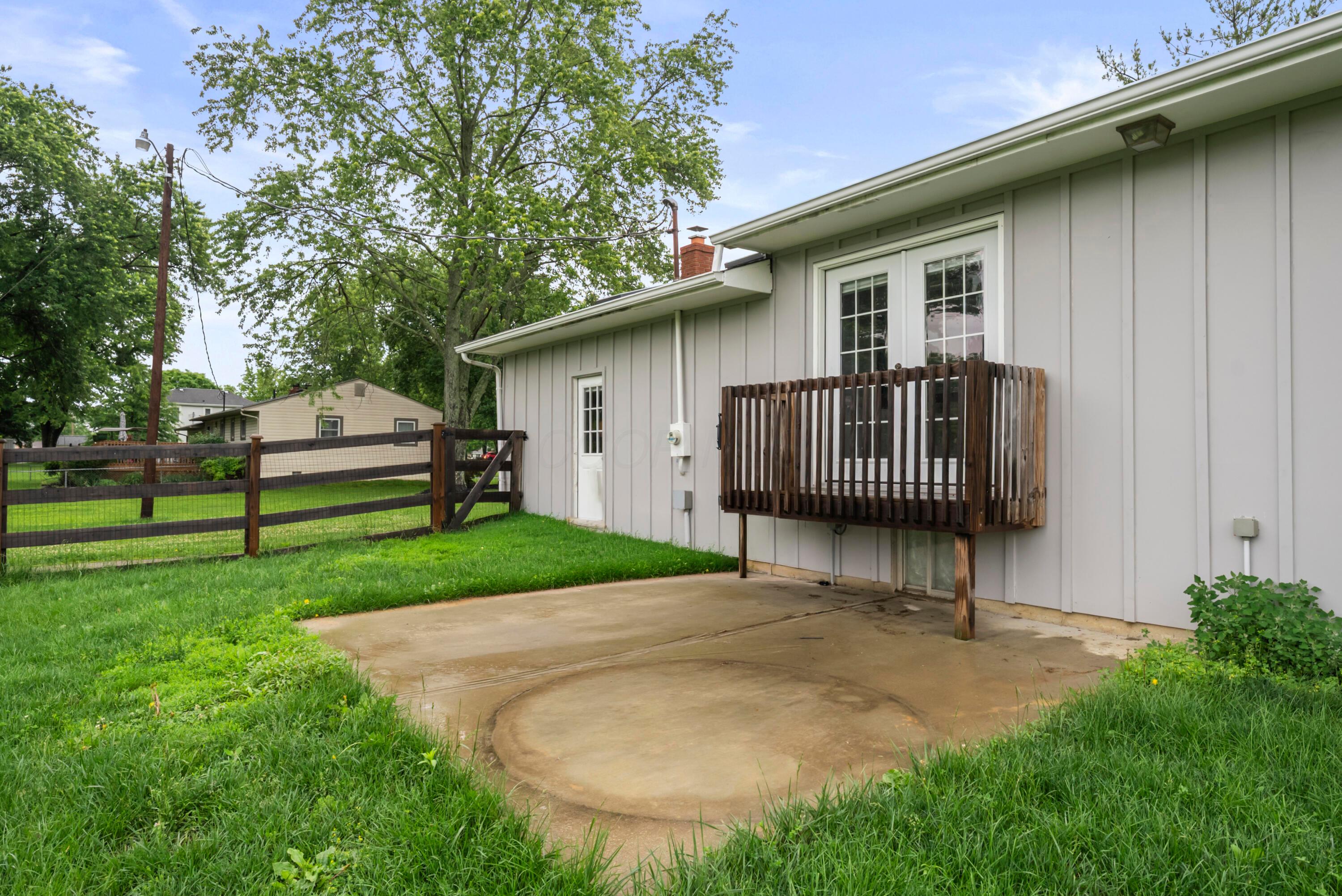 6420 Liberty Road North Powell, OH 43065 - Photo 40 of 45 Patio