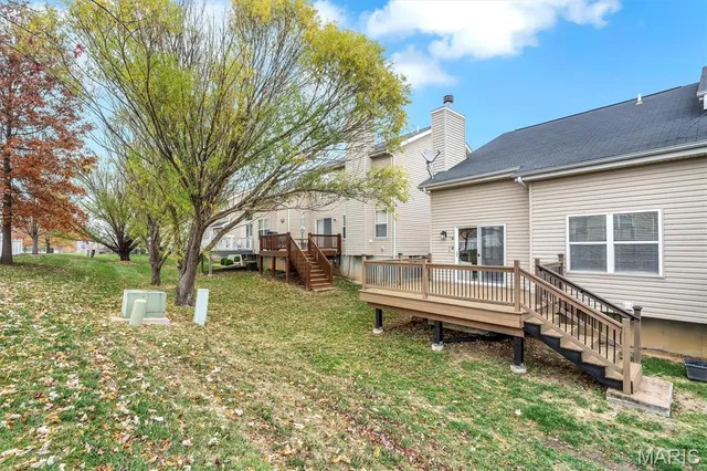 $285,000 | 623 Country Village Drive, Lake St. Louis, MO 63367