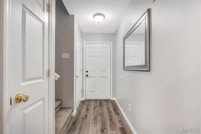 $285,000 | 623 Country Village Drive, Lake St. Louis, MO 63367