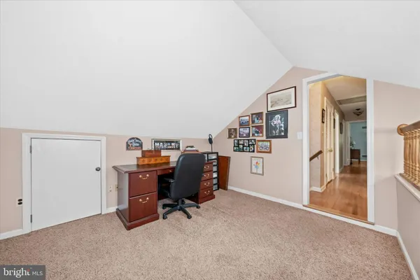 $550,000 | 15 Covered Bridge Lane, Newark, DE 19711