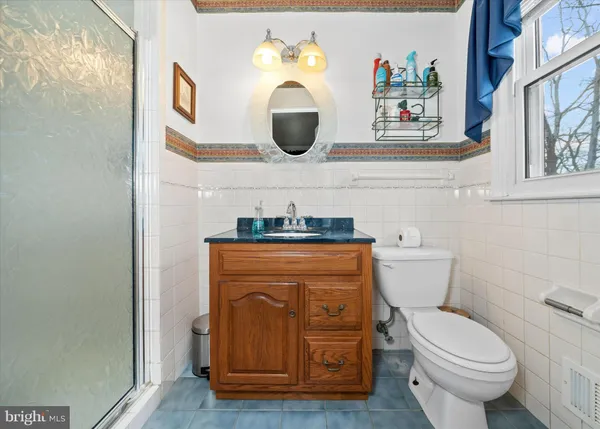 $550,000 | 15 Covered Bridge Lane, Newark, DE 19711