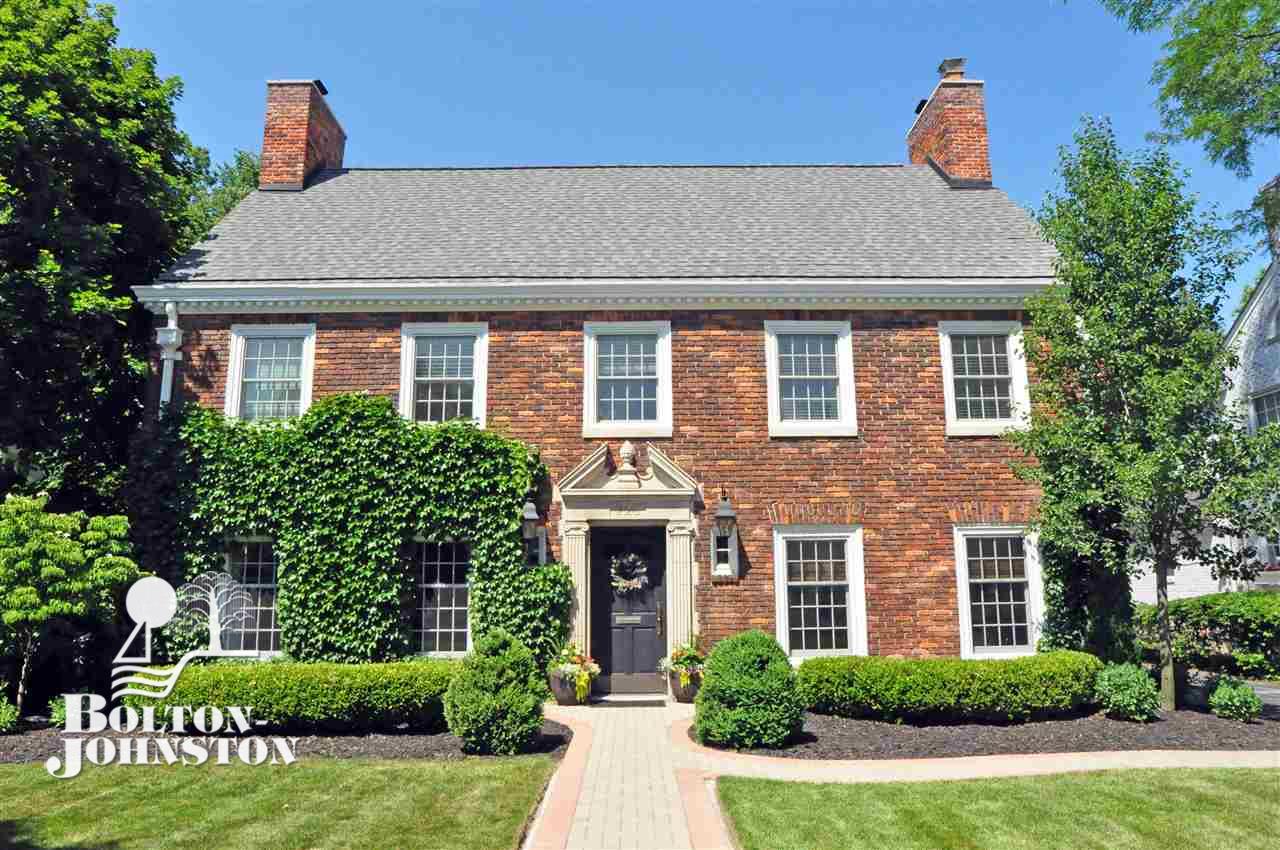226 Moran Road Grosse Pointe Farms, MI 48236 - Photo 2 of 72