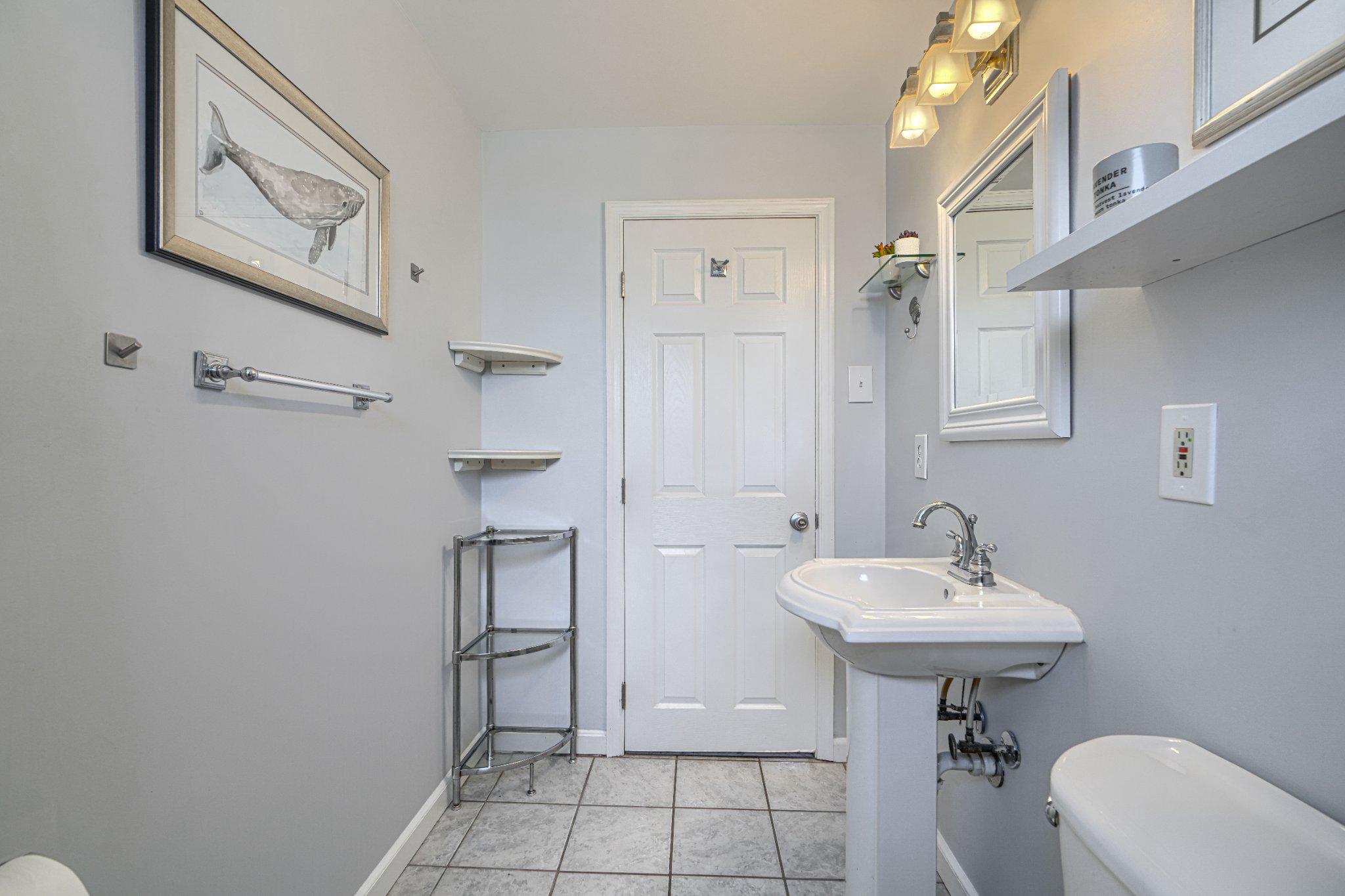 7804 Harold Road Baltimore, MD 21222 - Photo 5 of 16