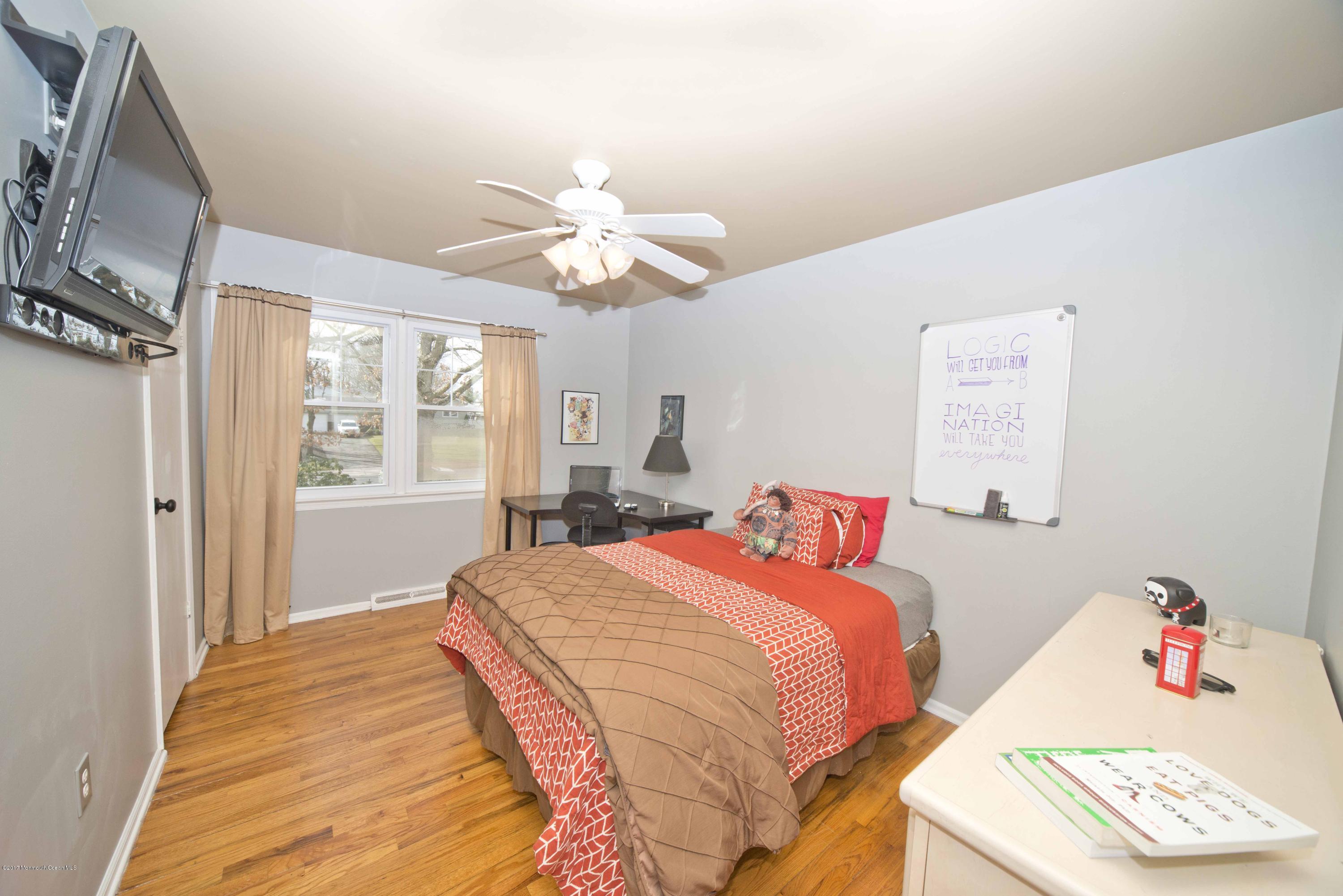 18 Becket Road Manalapan, NJ 07726 - Photo 19 of 61 Bedroom 2