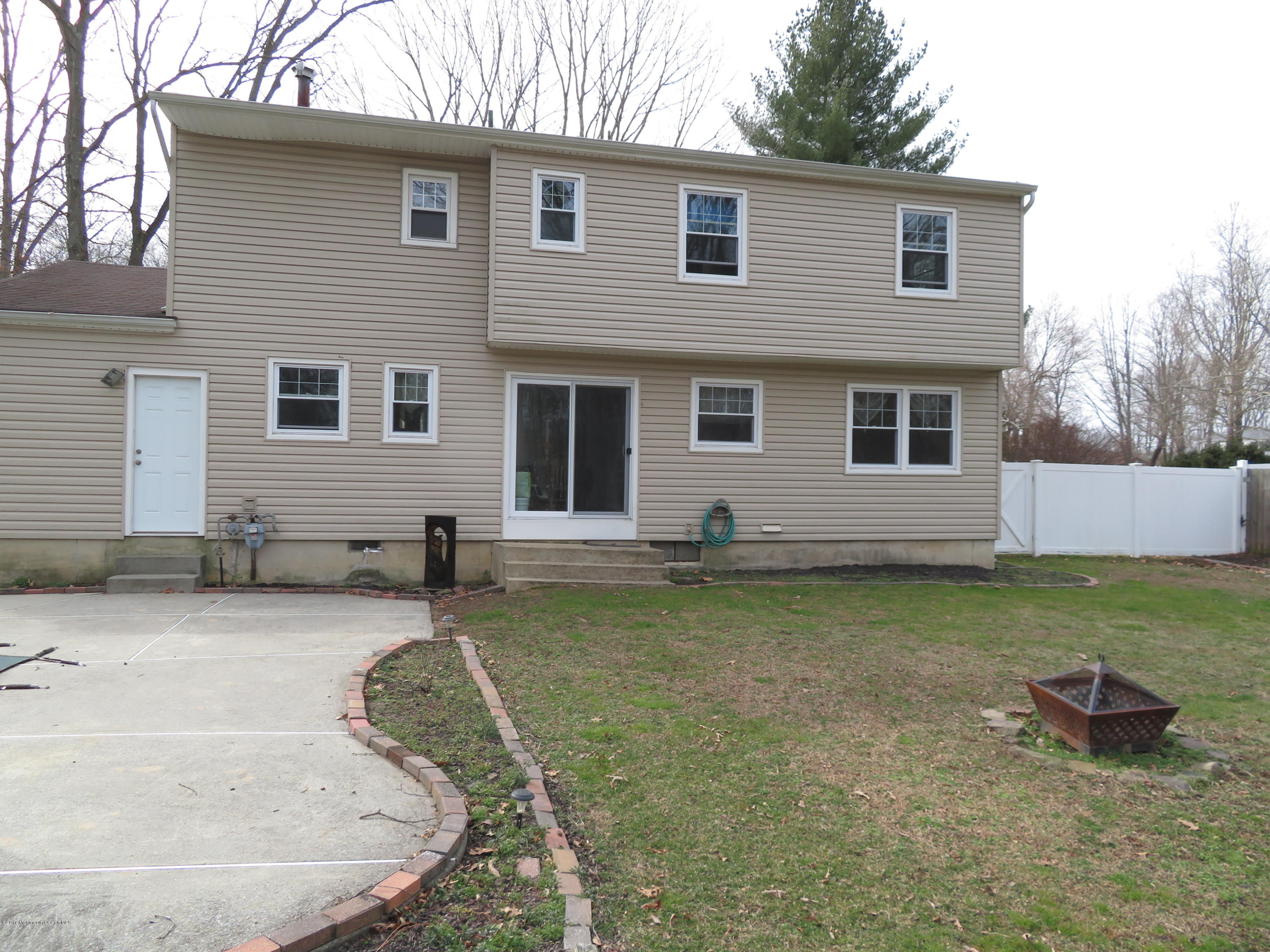 18 Becket Road Manalapan, NJ 07726 - Photo 26 of 61 Backyard