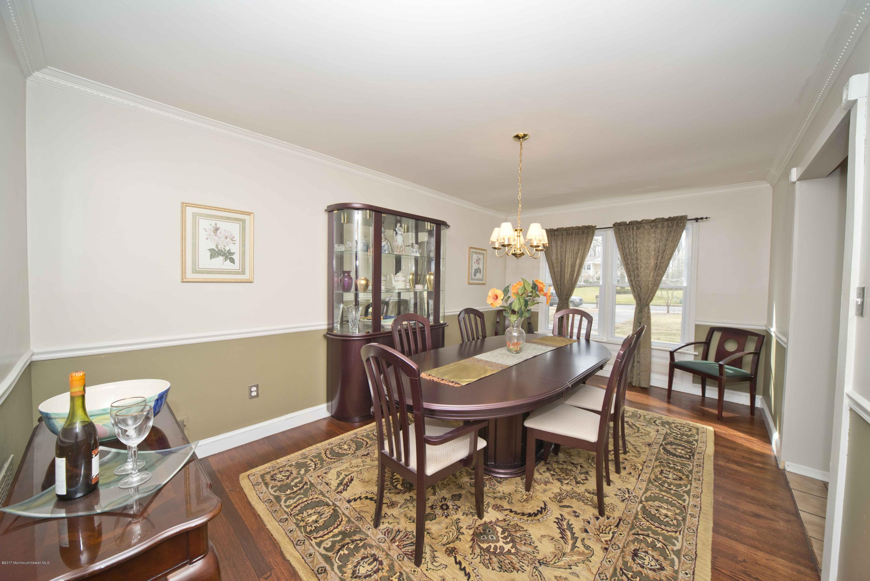 18 Becket Road Manalapan, NJ 07726 - Photo 5 of 61 Dining Room