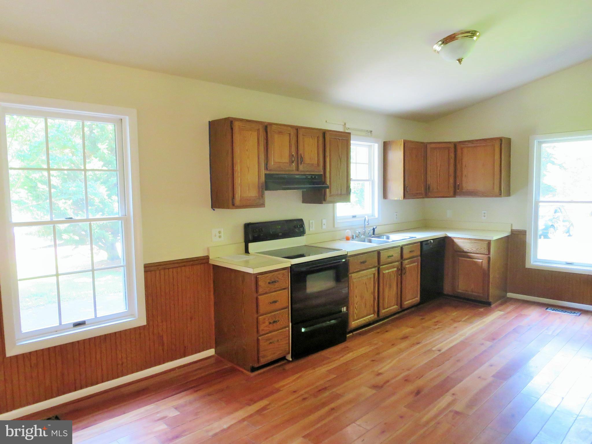 104 Talbot Road Stevensville, MD 21666 - Photo 3 of 11 Kitchen