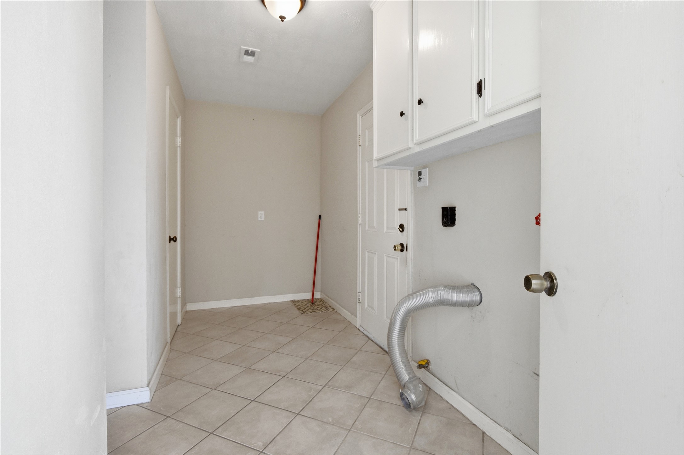 1007 Manatee Lane Houston, TX 77090 - Photo 22 of 25 a bathroom with a granite countertop sink and shower